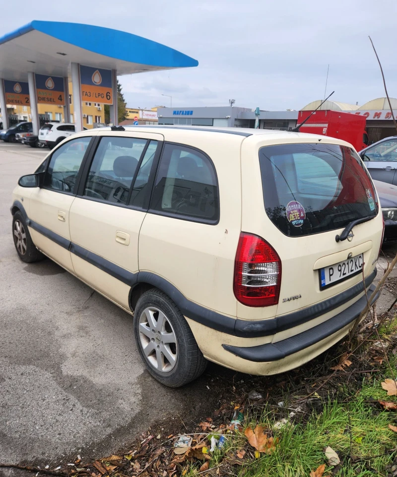 Opel Zafira, снимка 4 - Автомобили и джипове - 48250993