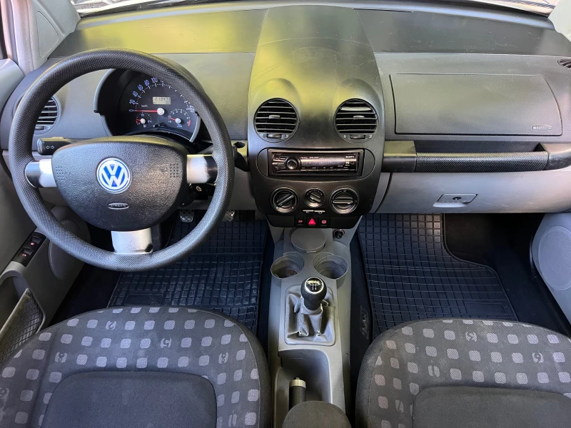 VW New beetle 2.0i KLIMATIK/UNIKAT, снимка 15 - Автомобили и джипове - 50990700