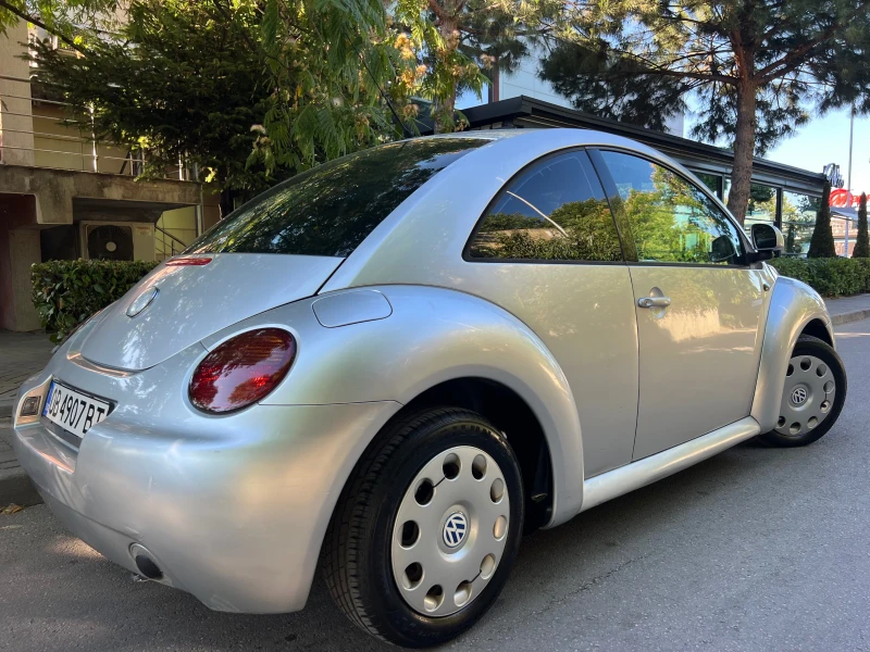 VW New beetle 2.0i KLIMATIK/UNIKAT, снимка 7 - Автомобили и джипове - 50990700