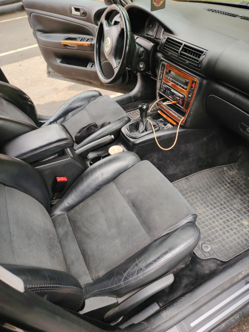 VW Passat 1.9/101, снимка 4 - Автомобили и джипове - 52329783