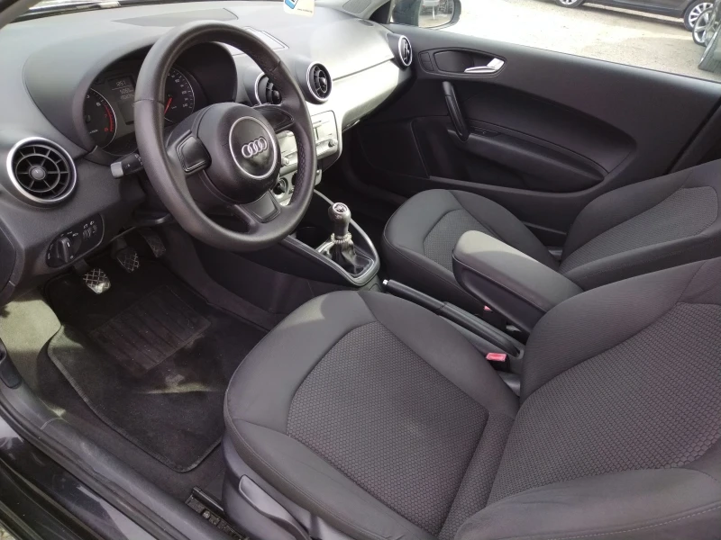 Audi A1 1.2 куб.см, 86 к.с.  ТОП , снимка 10 - Автомобили и джипове - 52444412