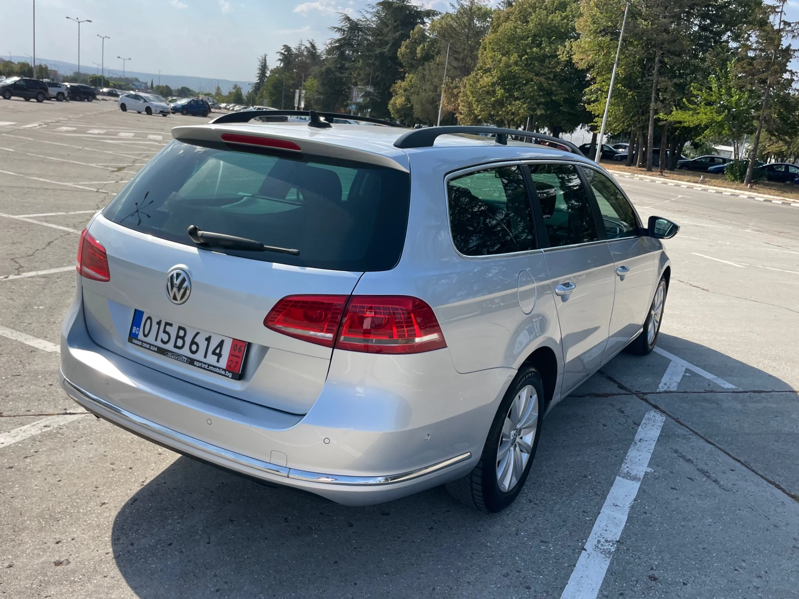 VW Passat 2.0/Park-Assist///LED///XENON///PANORAMA///NAVI/// - изображение 7