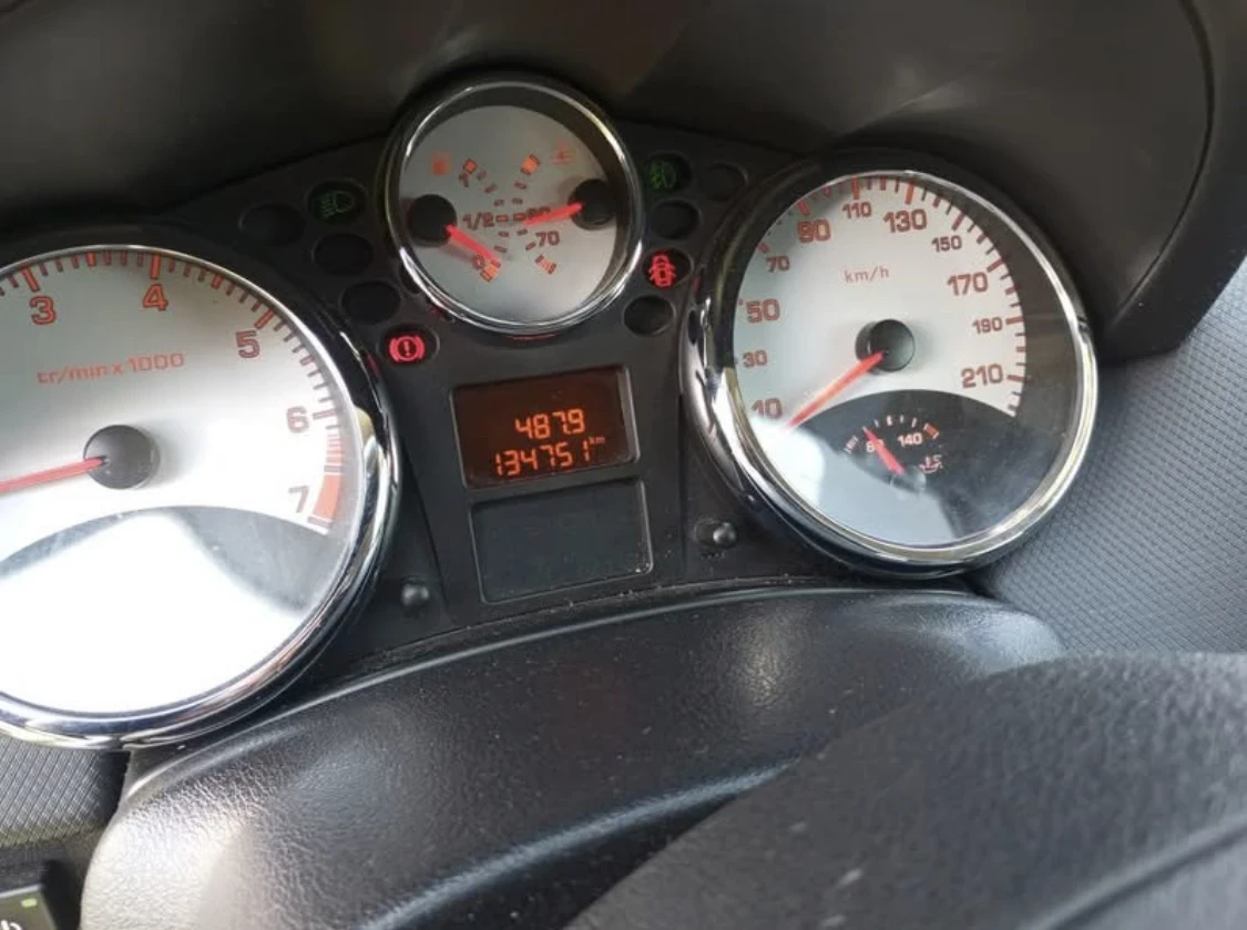 Peugeot 207  - изображение 6