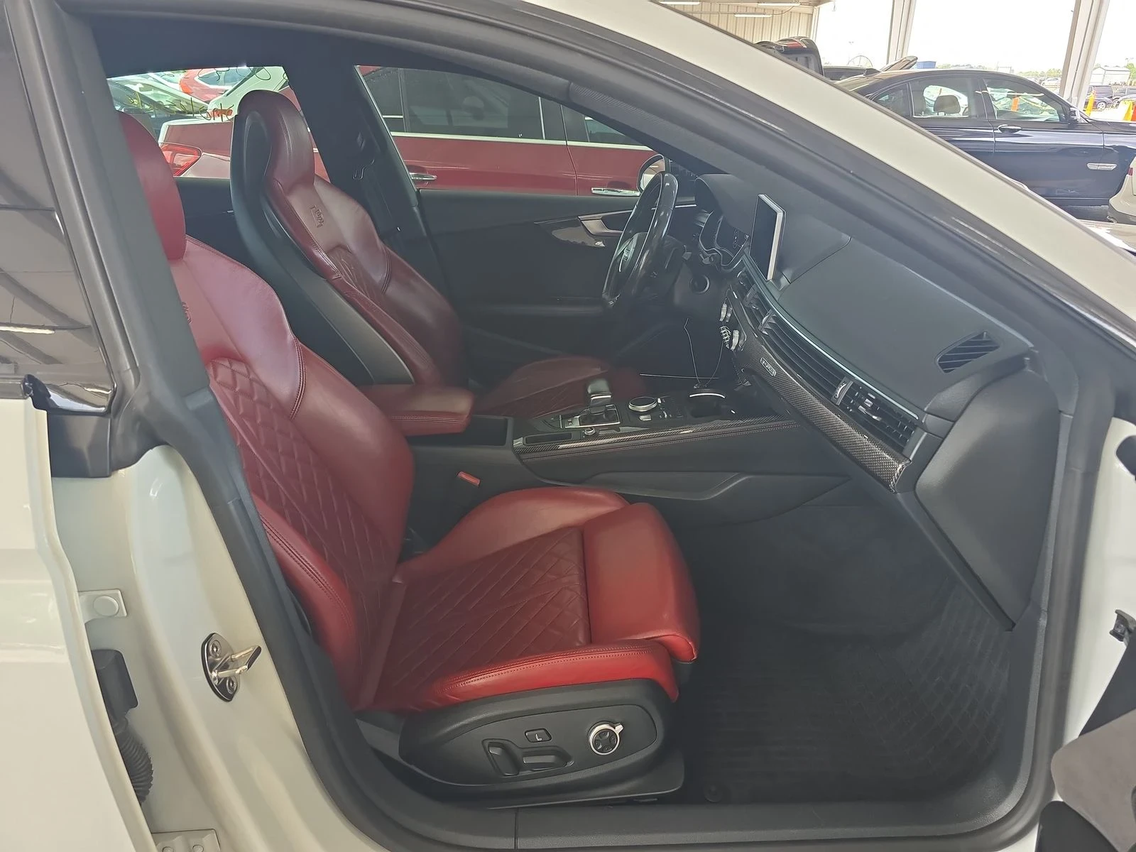 Audi S5  - изображение 7