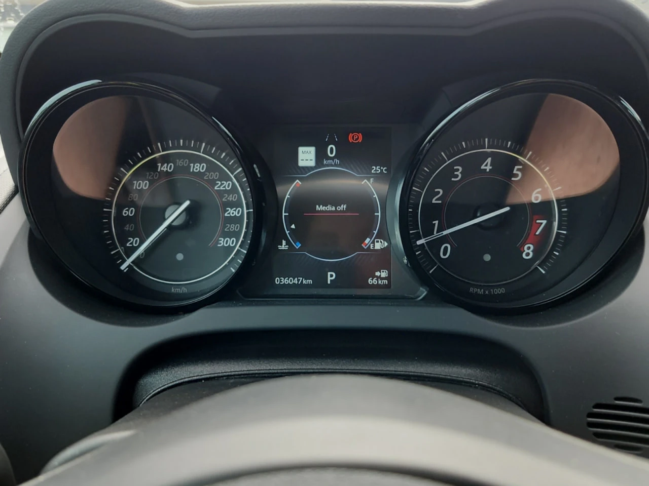 Jaguar F-Type CARFAX* АВТОФИНАНСИРАНЕ* БЕЗ ПЪРВОНАЧАЛНА ВНОСКА*  - изображение 8