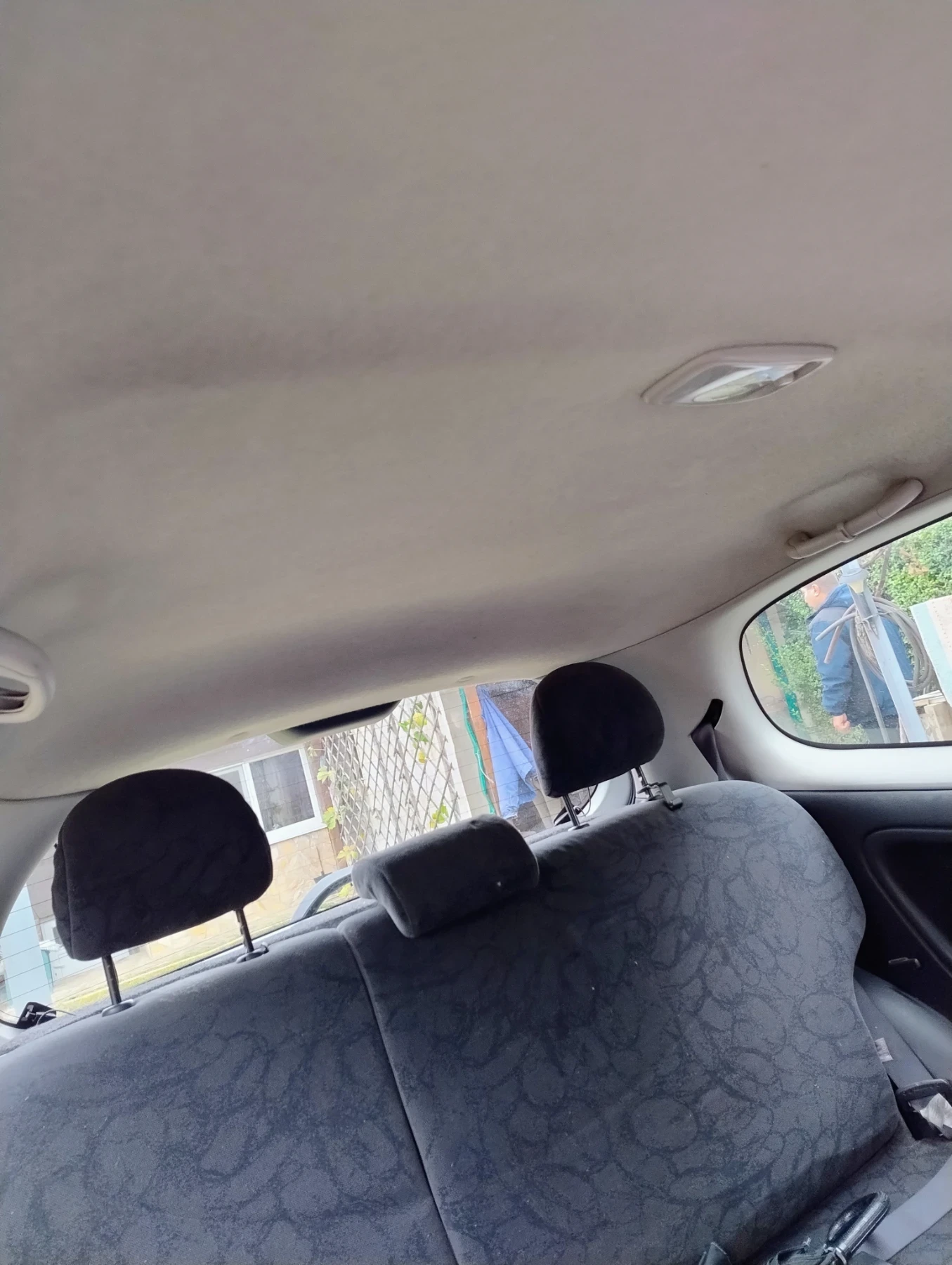 Toyota Yaris  - изображение 8