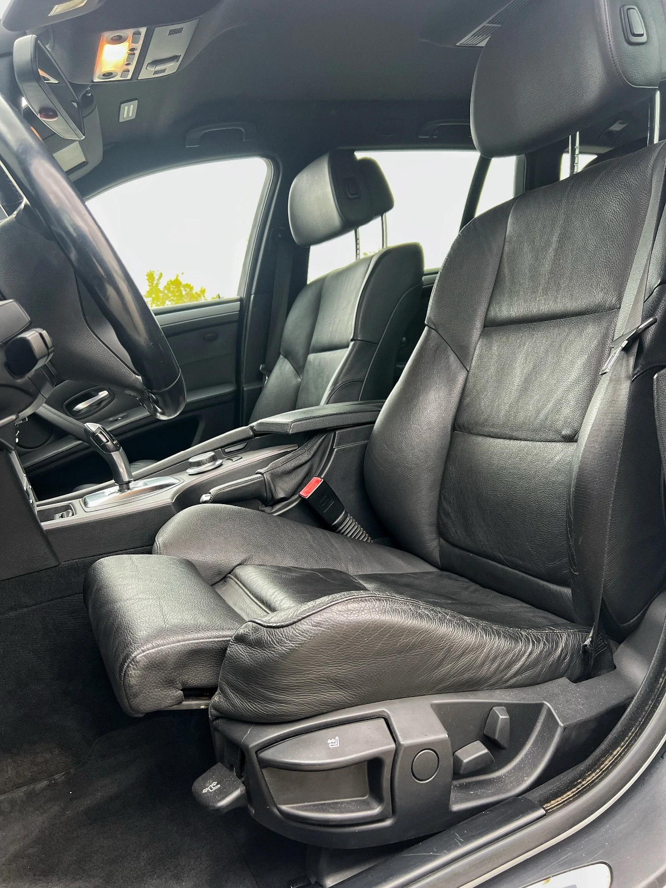 BMW 530 xDrive/Дистроник/Вакуум/Подгрев/Кейлес - изображение 7