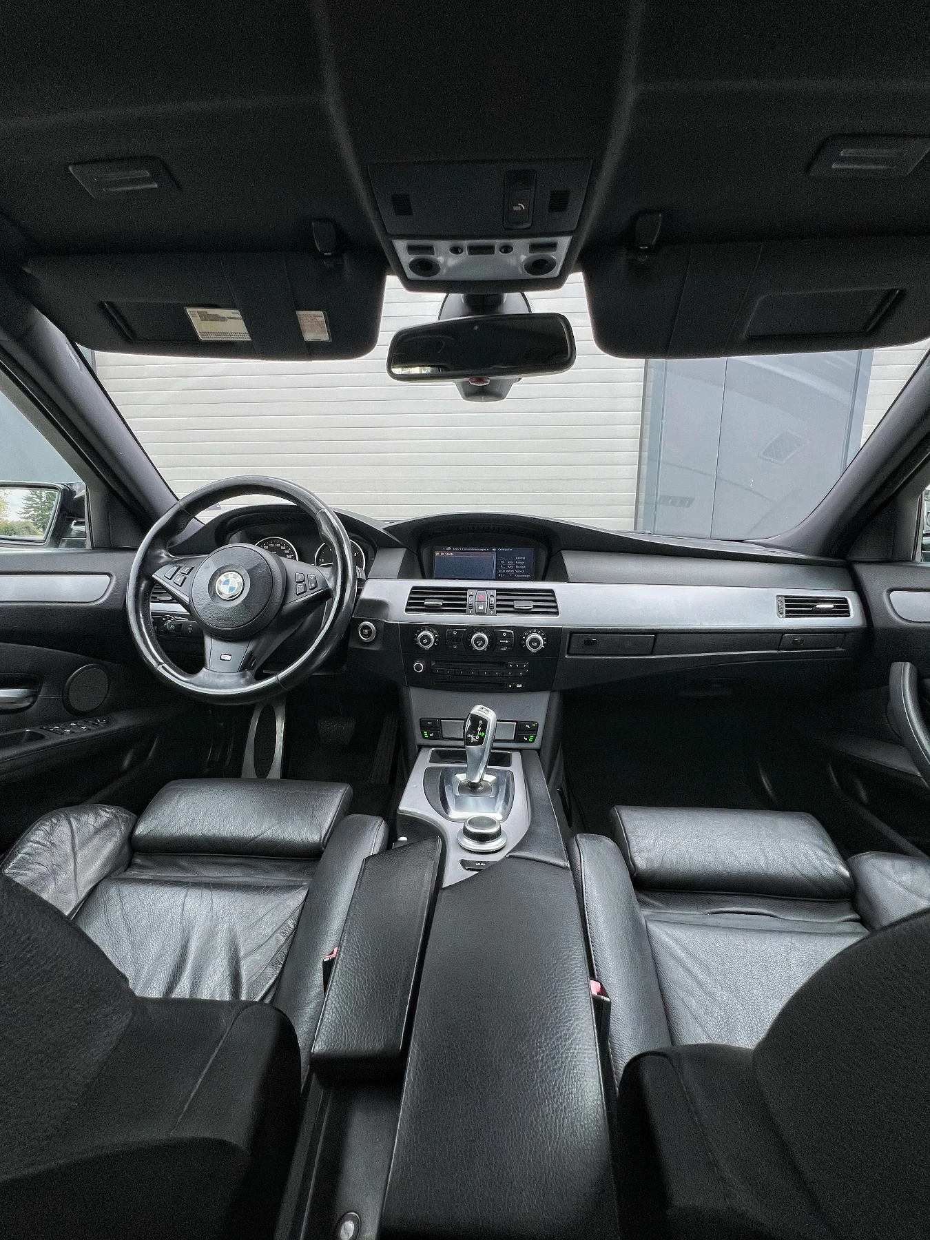 BMW 530 xDrive/Дистроник/Вакуум/Подгрев/Кейлес - изображение 6