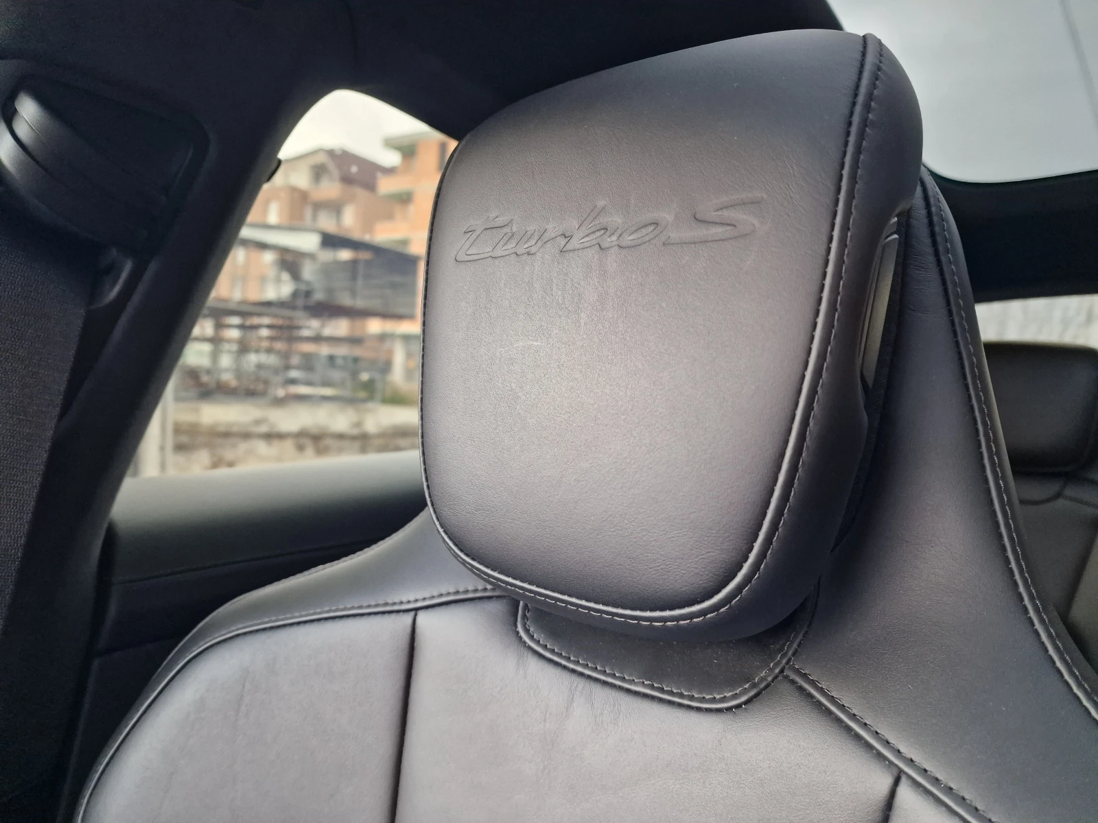 Porsche Taycan Turbo S | Mobile.bg   17