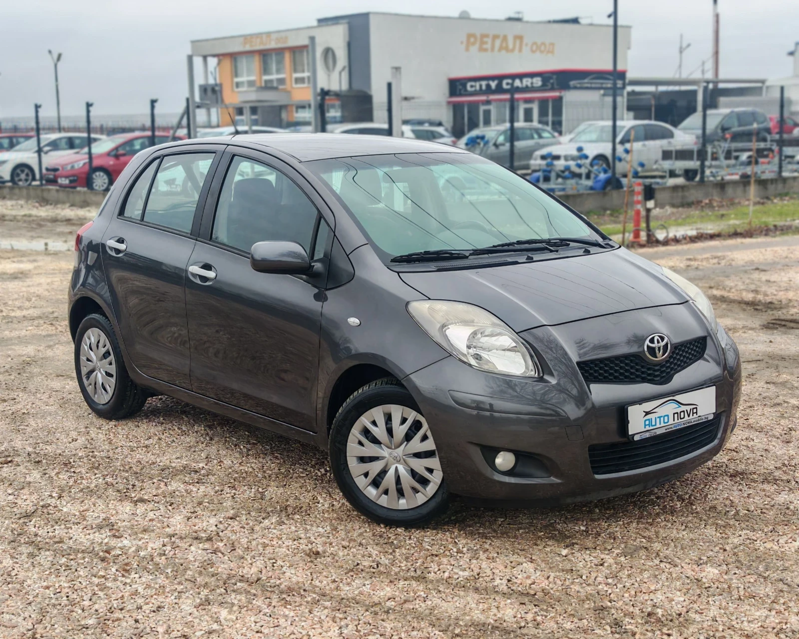 Toyota Yaris 1.3 ������ 99 �.�. FACELIFT! ������!  | Mobile.bg � ����������� 16