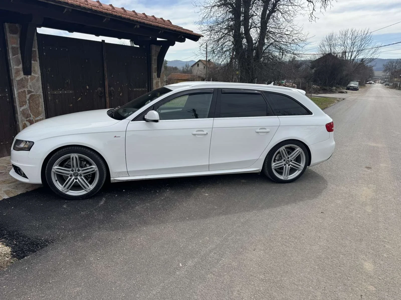 Audi A4 2.0TDI пълен S-line пакет, снимка 3 - Автомобили и джипове - 53816198