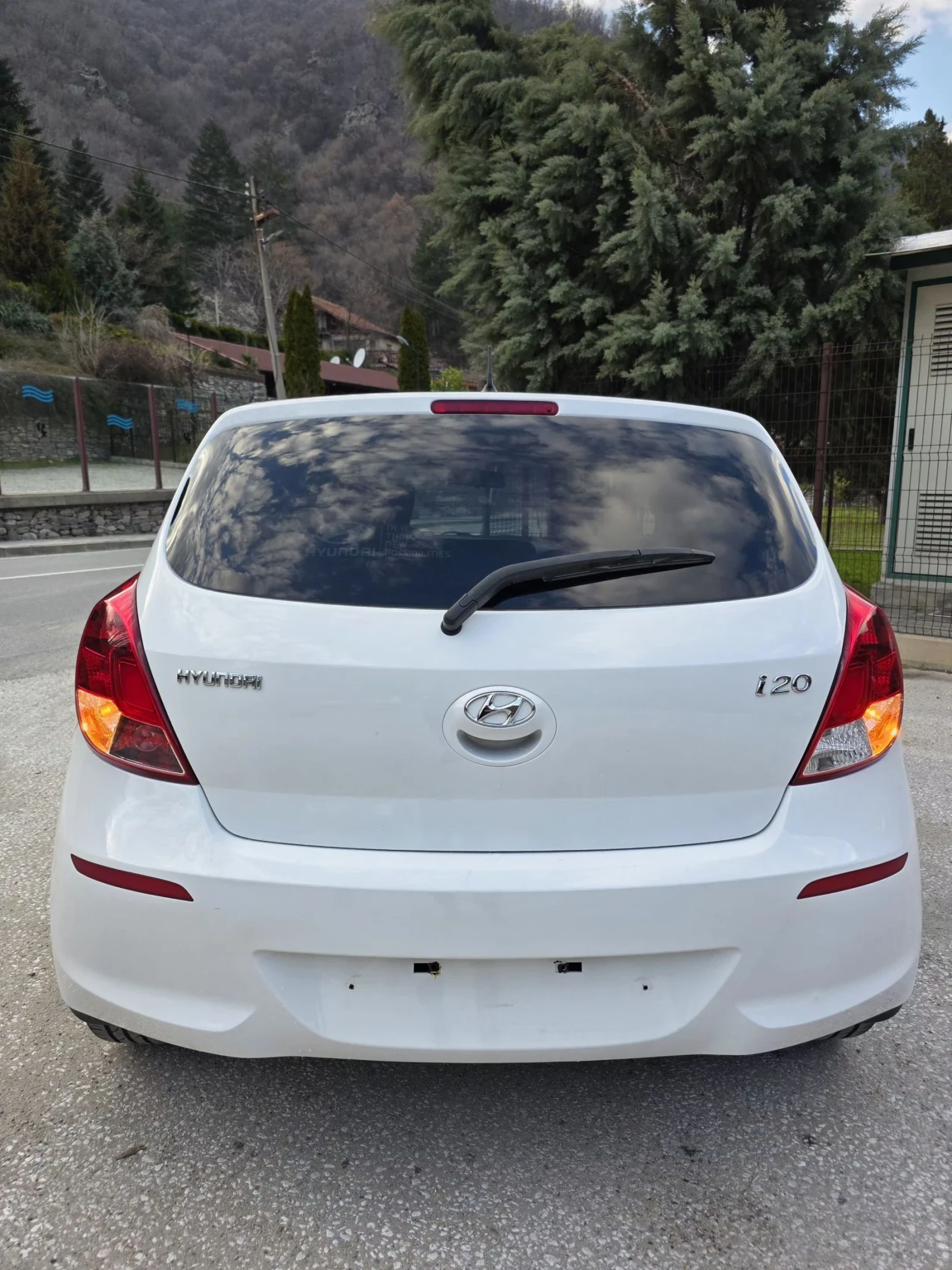 Hyundai I20 1.25i* FACELIFT* LED* KLIMATIK* EU 5B* , снимка 6 - Автомобили и джипове - 53989671