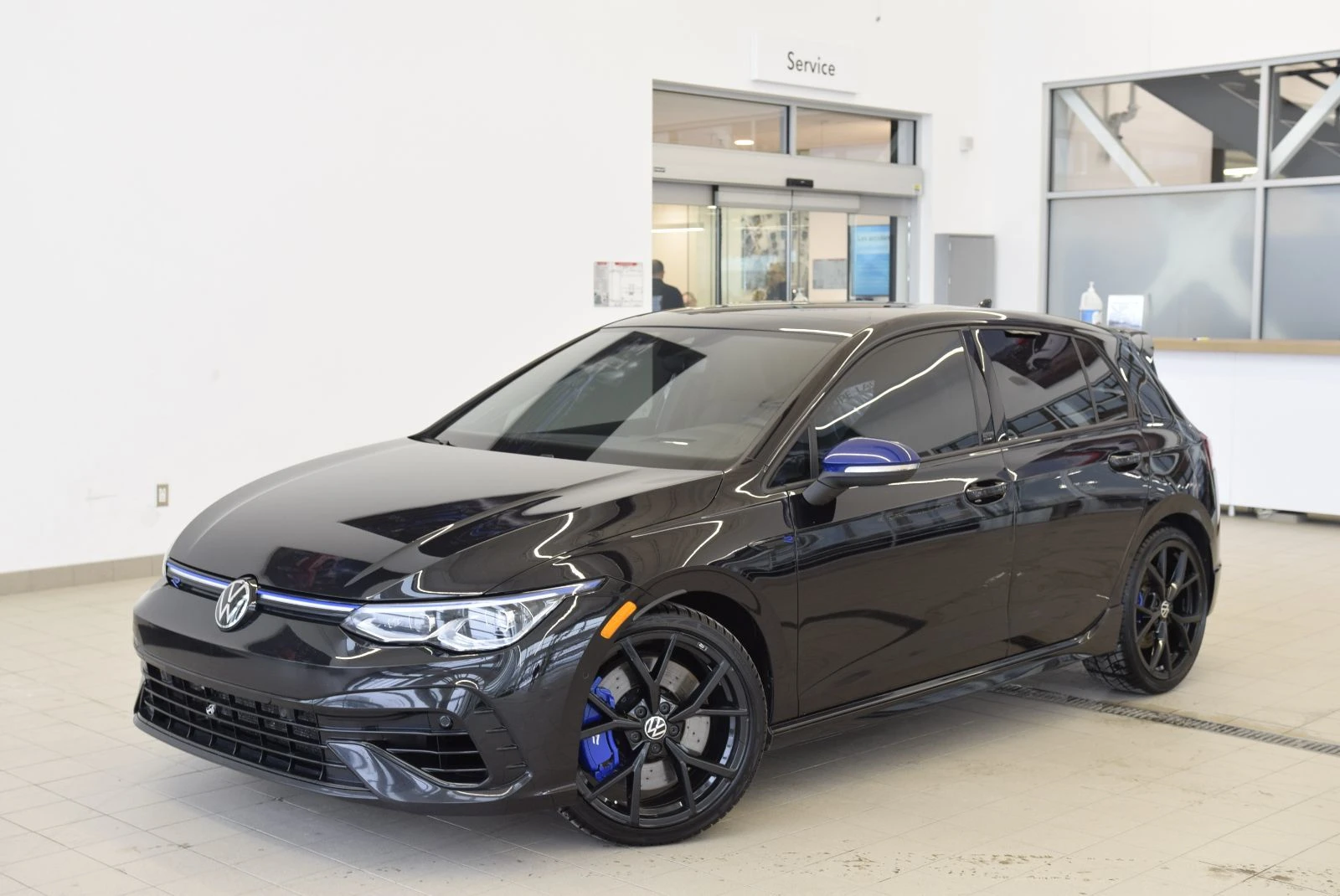 VW Golf R 20th Anniversary (Manual) | Цена до България | Auto.bg — изображение 1