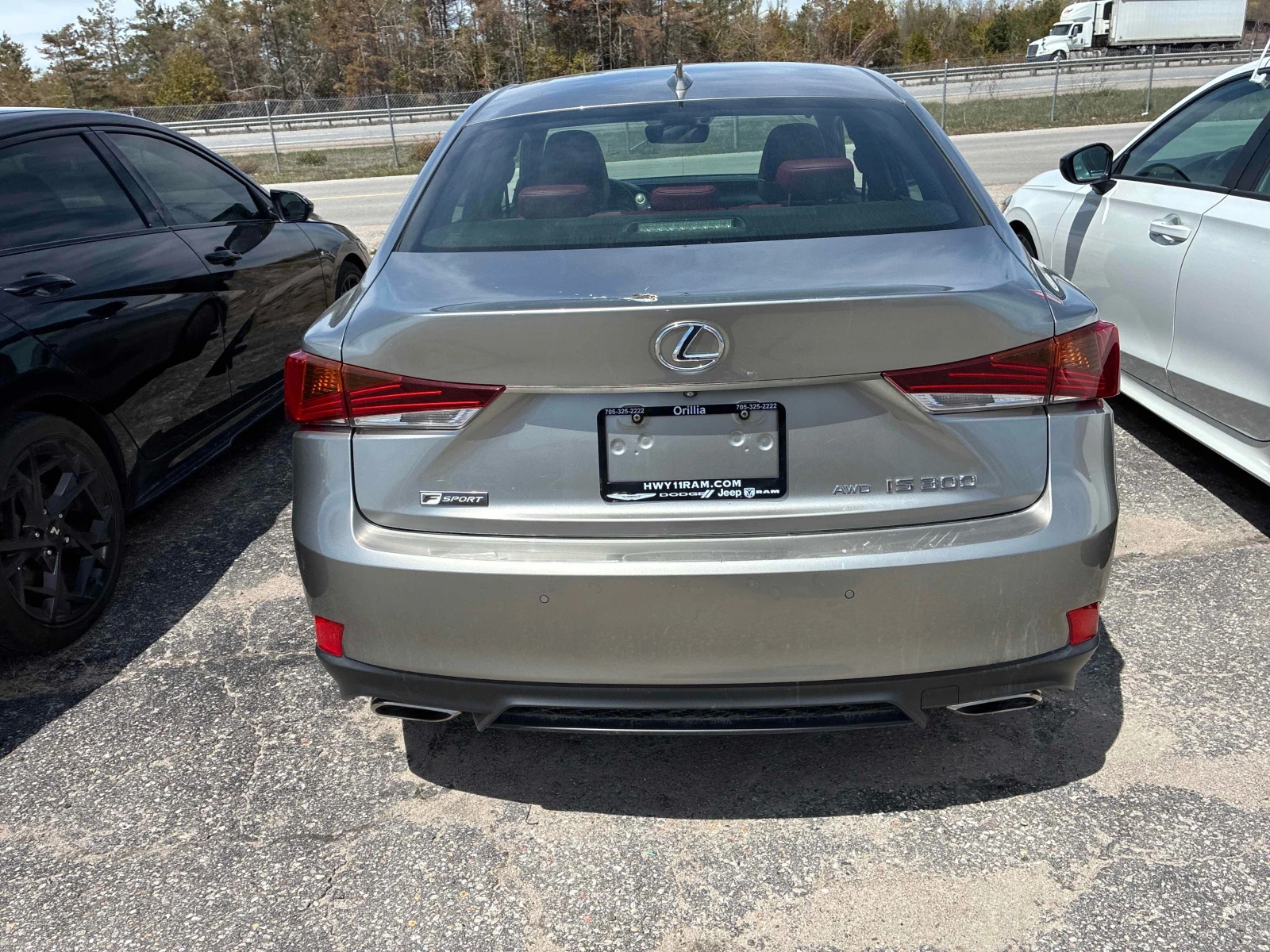 Lexus IS 300 F SPORT * * ОБДУХВАНЕ * * CARFAX * * ПАРКТРОНИК * , снимка 4 - Автомобили и джипове - 54659348