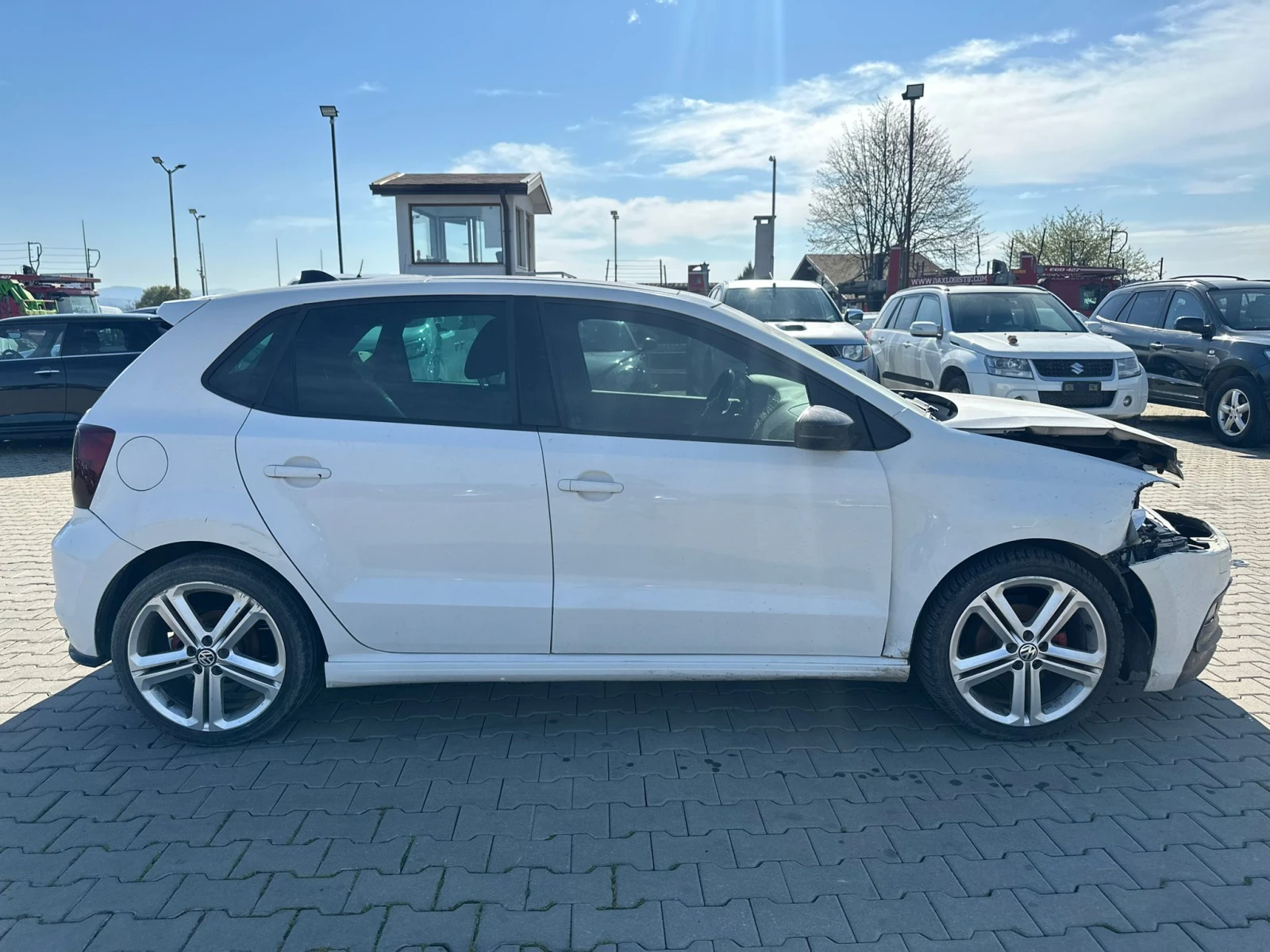 VW Polo / R-LINE / 1.6D / 90 HP / ������ � ����� / | Mobile.bg � ����������� 5