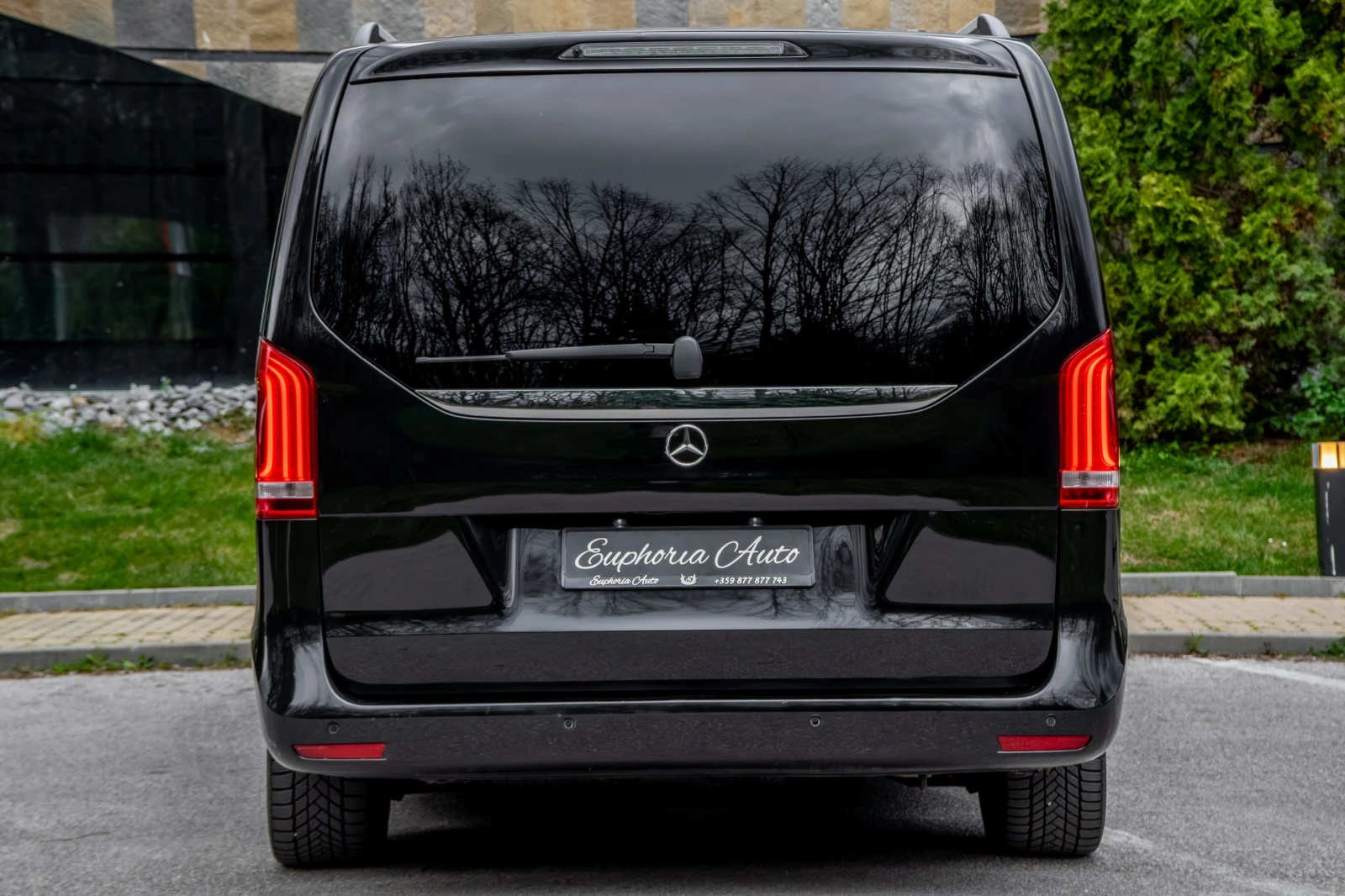 Mercedes-Benz Viano V220d* BUSINESS* PANORAMA* LONG* MEMORY* DISTRONIC, снимка 4 - Автомобили и джипове - 54672517