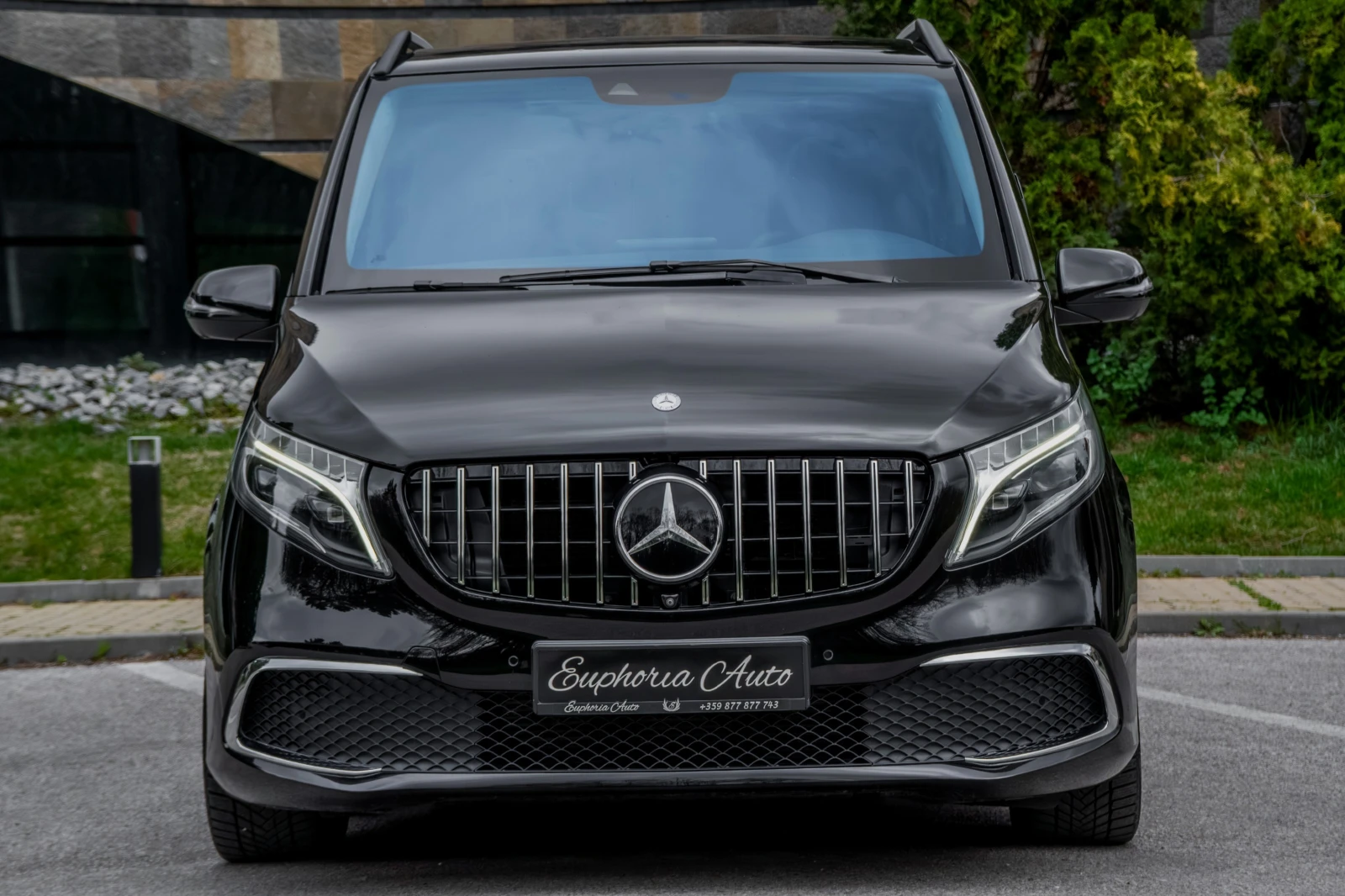 Mercedes-Benz Viano V220d* BUSINESS* PANORAMA* LONG* MEMORY* DISTRONIC, снимка 8 - Автомобили и джипове - 54672517