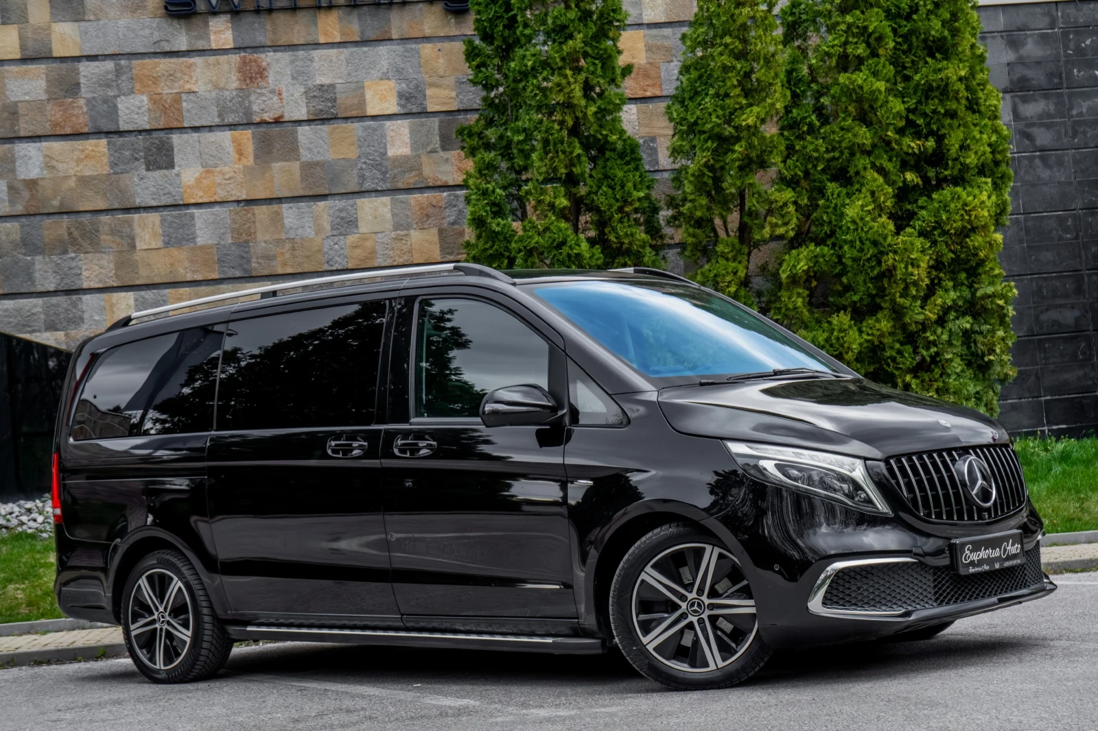 Mercedes-Benz Viano V220d* BUSINESS* PANORAMA* LONG* MEMORY* DISTRONIC, снимка 7 - Автомобили и джипове - 54672517