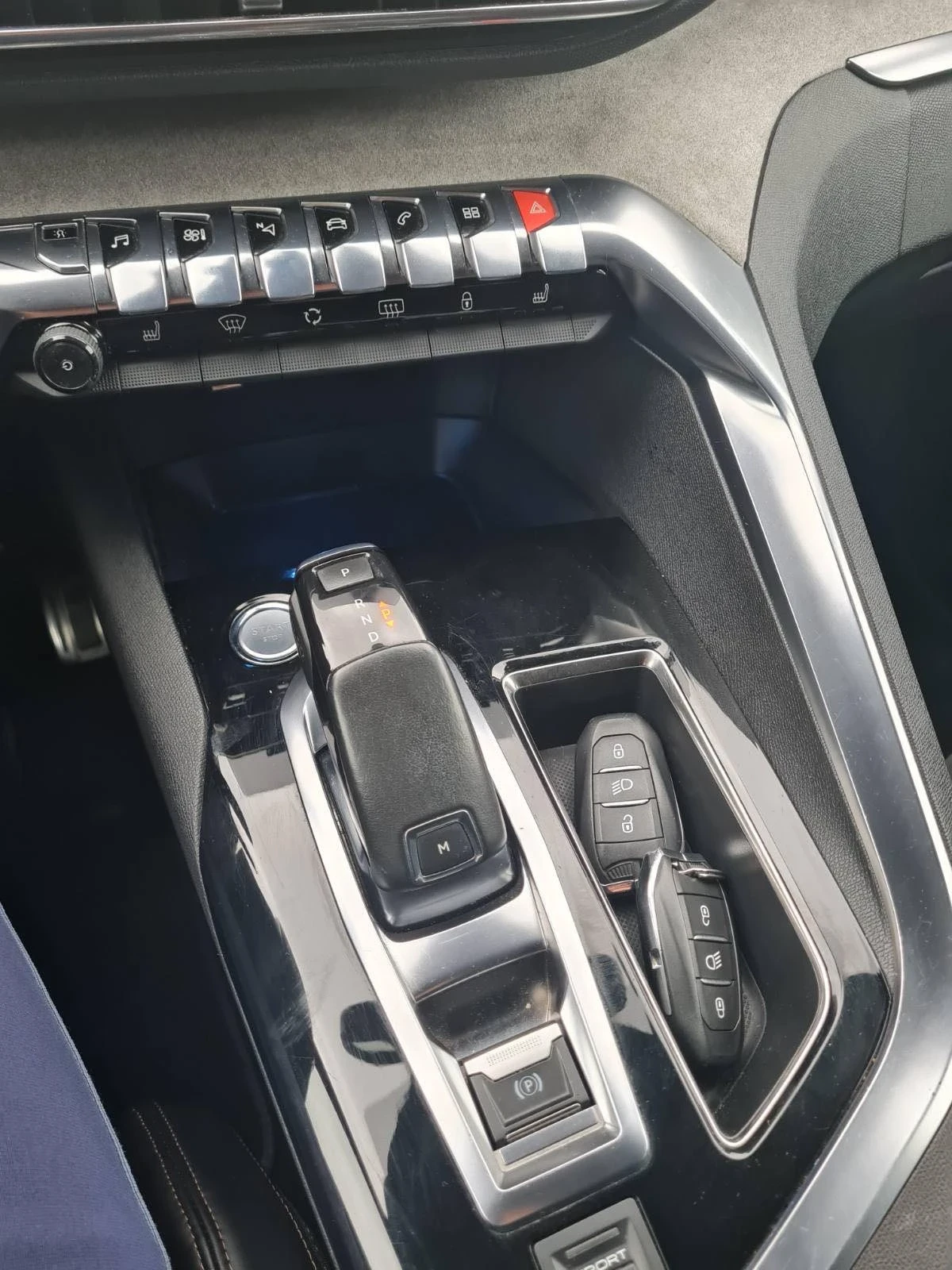 Peugeot 3008 2.0 GT, снимка 13 - Автомобили и джипове - 54735314