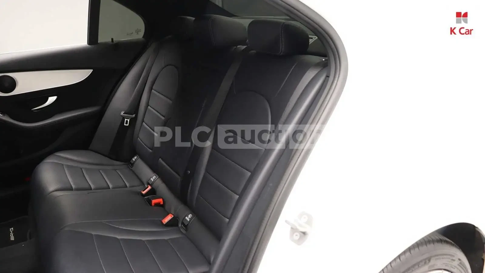 Mercedes-Benz C 300  КАМЕРА* ПОДГРЕВ* ШИБЕДАХ* ВКЛ.ТЕХНОТЕСТ, снимка 10 - Автомобили и джипове - 54764153
