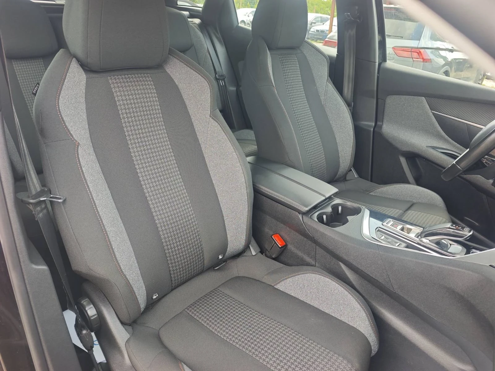 Peugeot 3008 1.5HDI 130kc | Mobile.bg � ����������� 14