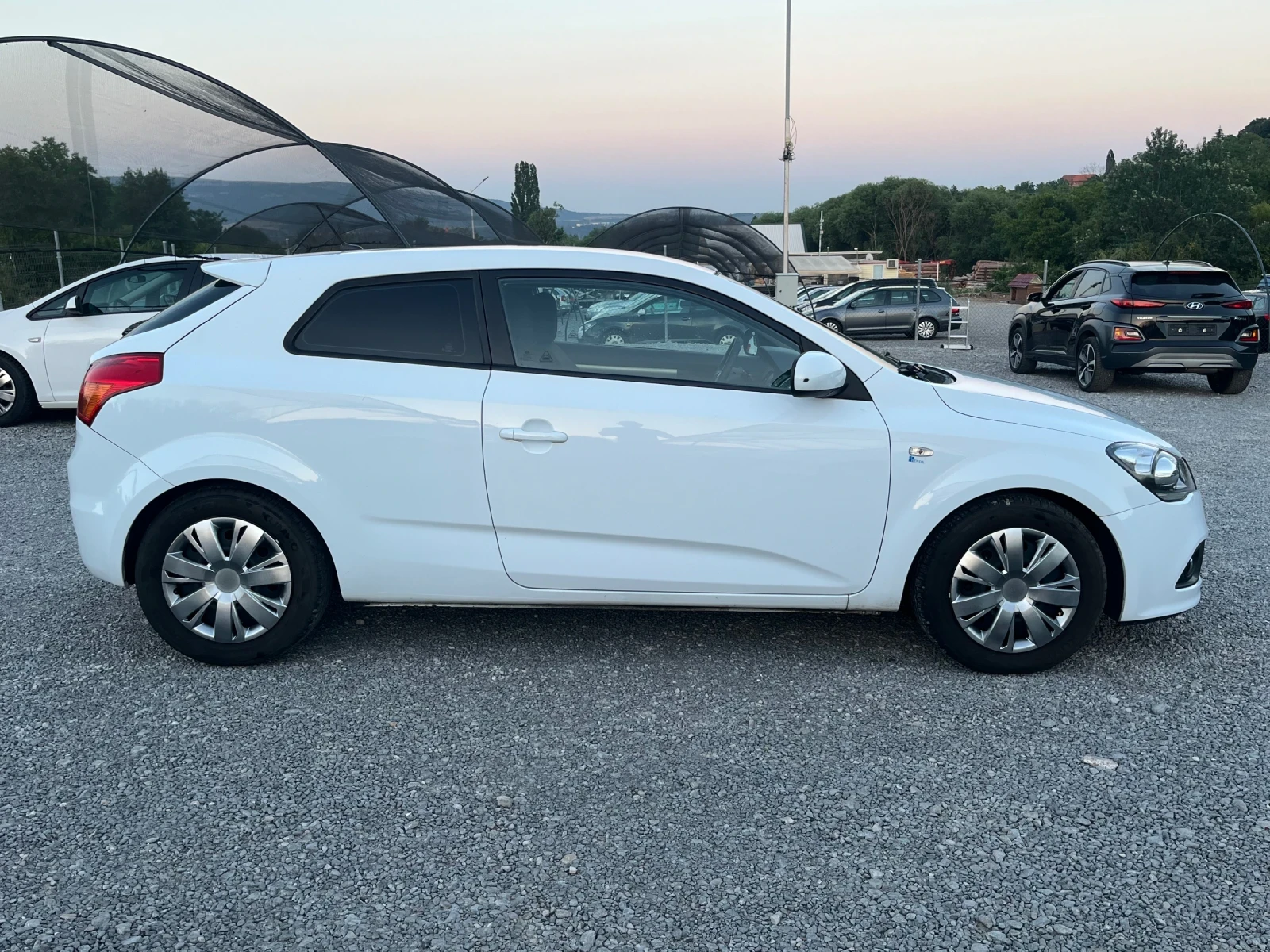 Kia Pro ceed 1.6 CRDI, снимка 7 - Автомобили и джипове - 55162858