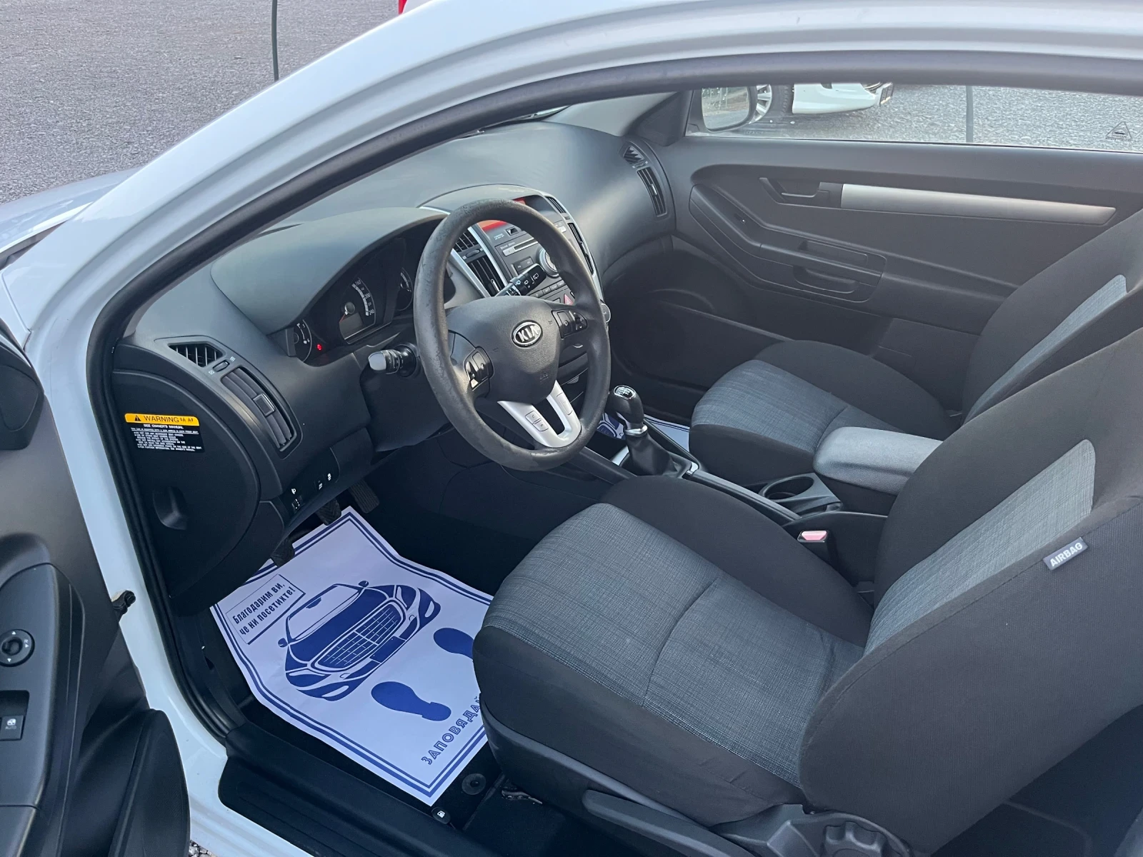 Kia Pro ceed 1.6 CRDI, снимка 9 - Автомобили и джипове - 55162858