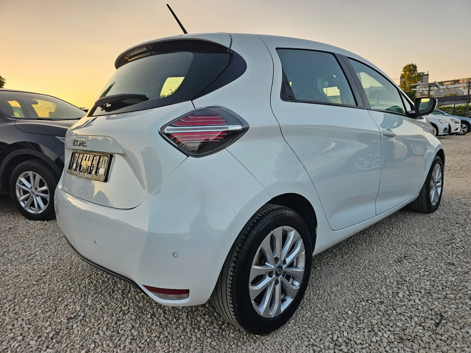 Renault Zoe R135, 52kWh, снимка 4 - Автомобили и джипове - 55481100