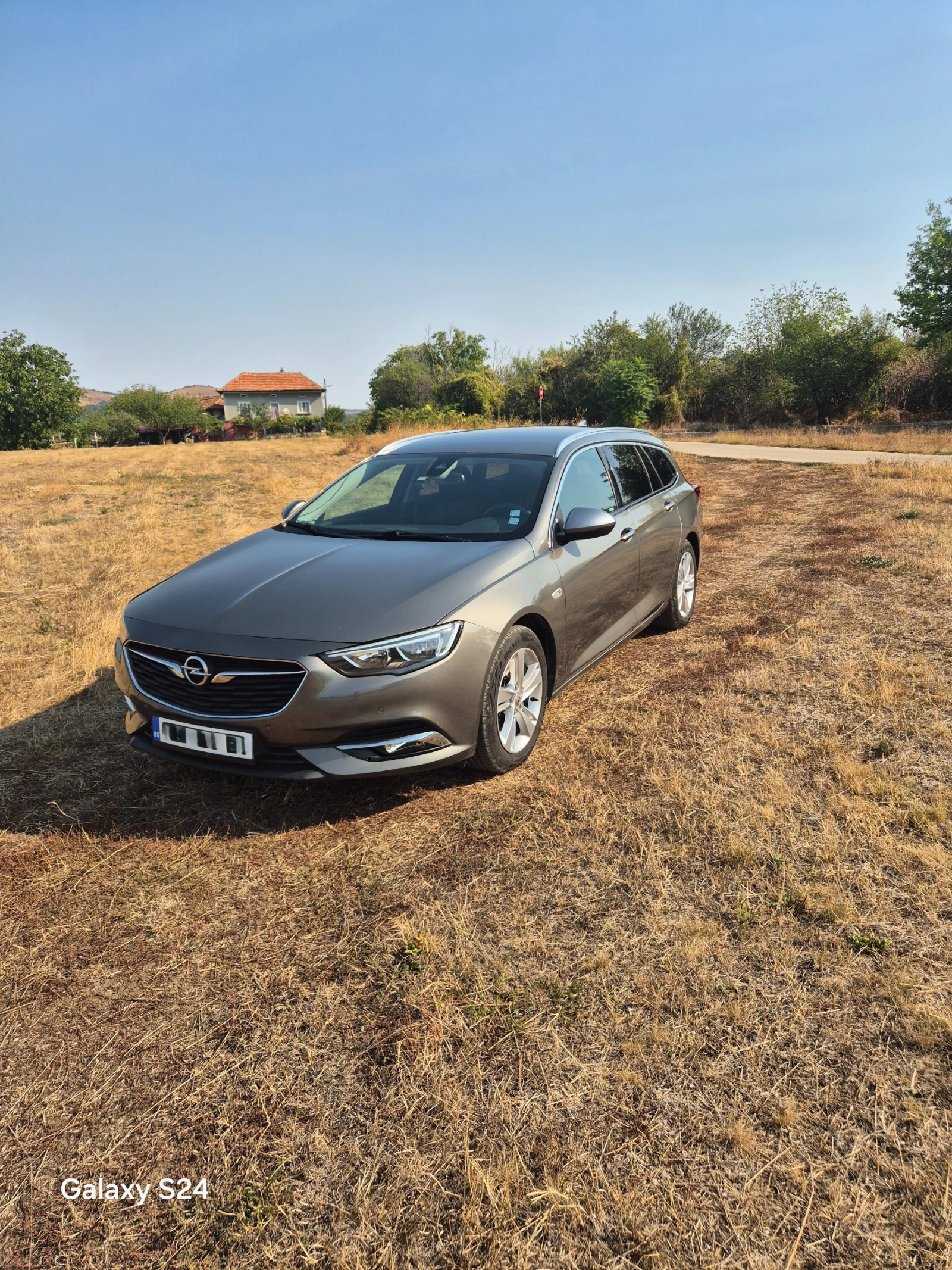 Opel Insignia, снимка 6 - Автомобили и джипове - 56024134