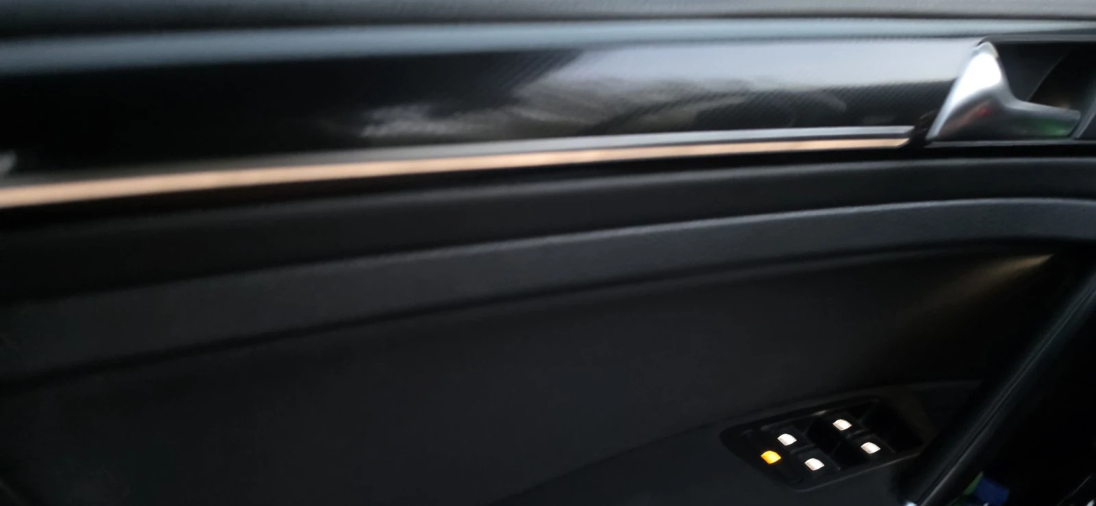 VW Golf 2.0 TDi, снимка 13 - Автомобили и джипове - 56121360