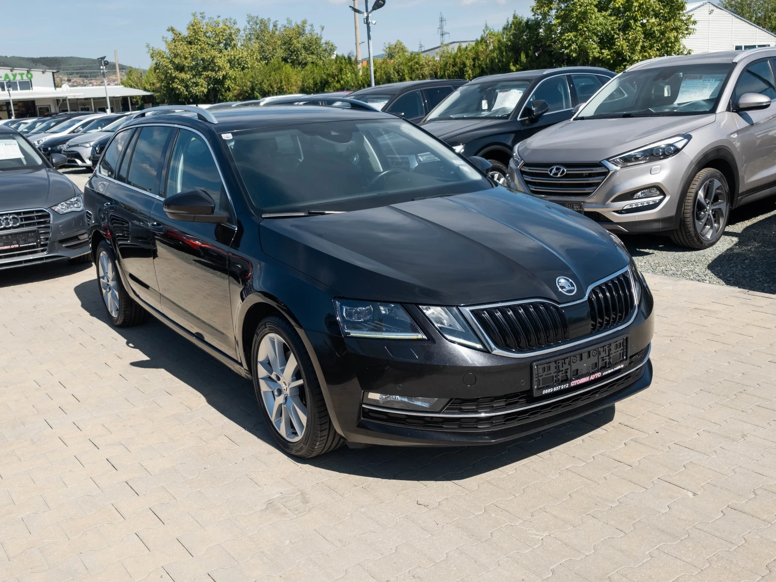 Skoda Octavia 2.0* TDI* 2019* Ambient* Navi* Distr., снимка 5 - Автомобили и джипове - 56127893