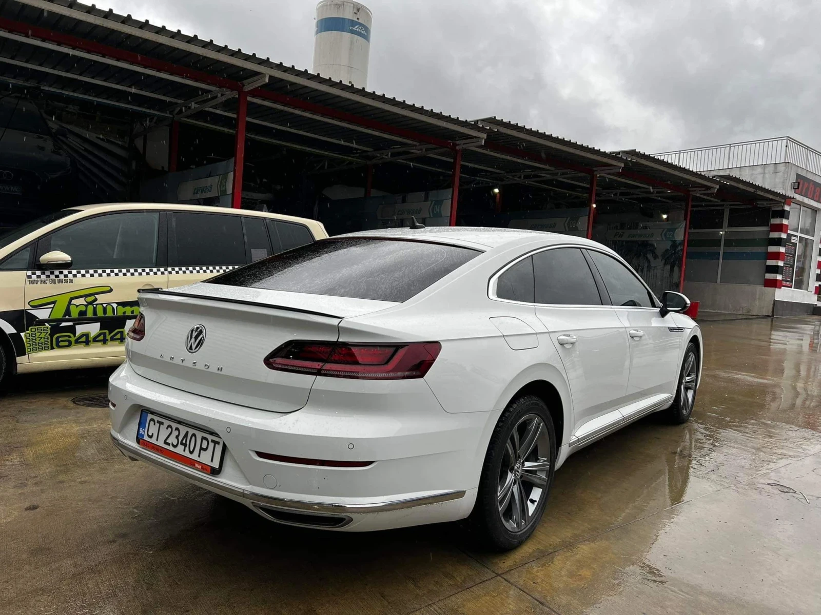 VW Arteon R-Line, 2.0 TSI, 190 hp, снимка 9 - Автомобили и джипове - 56156369