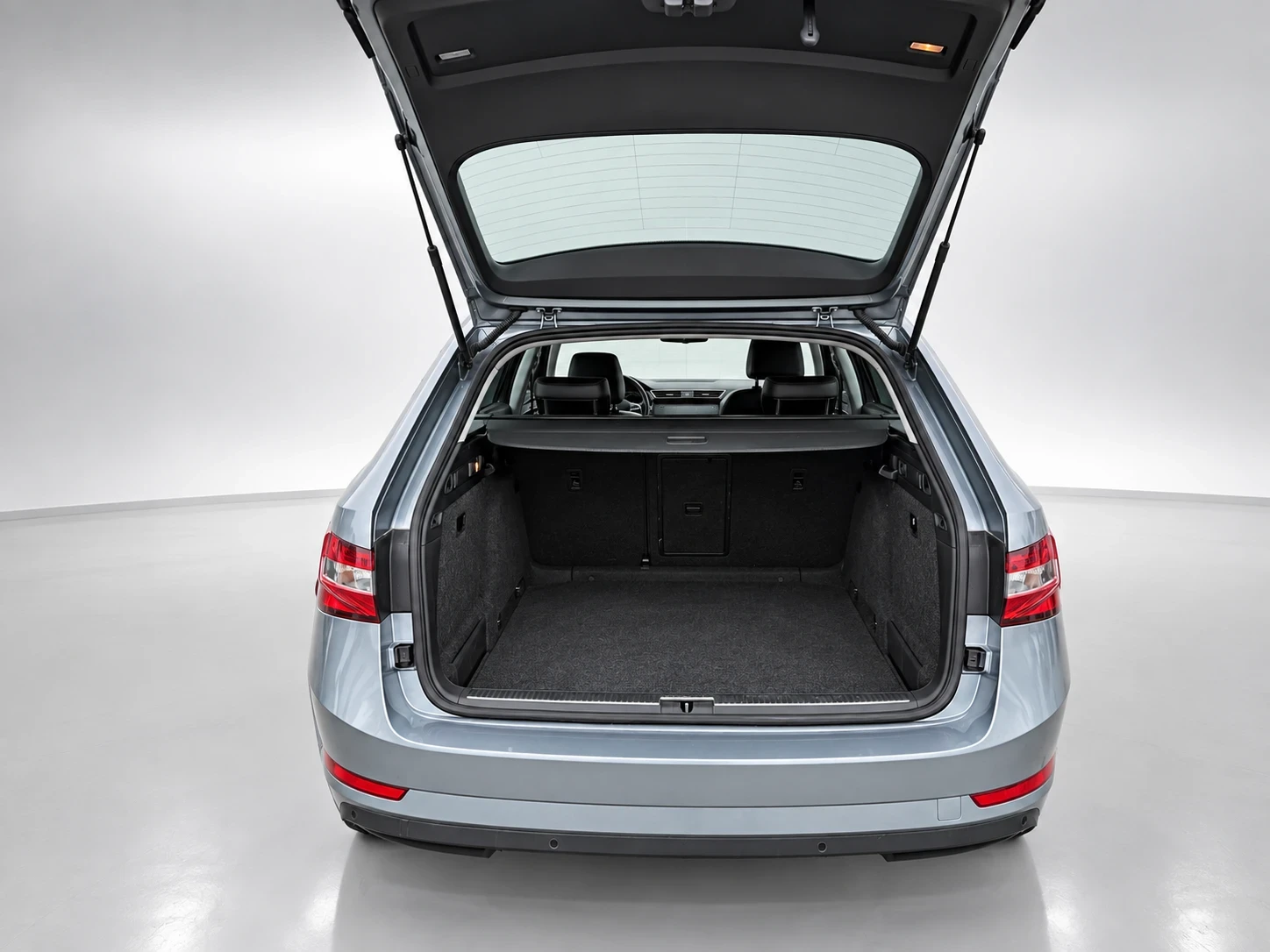 Skoda Superb 2.0 TDI 190 к.с. 4x4 AUTOMATIC   2017 г, снимка 14 - Автомобили и джипове - 56227022
