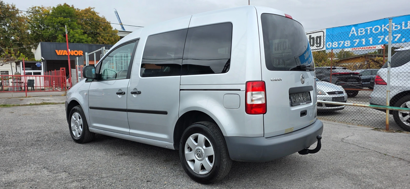 VW Caddy 1.6-102кс., снимка 4 - Автомобили и джипове - 56470827