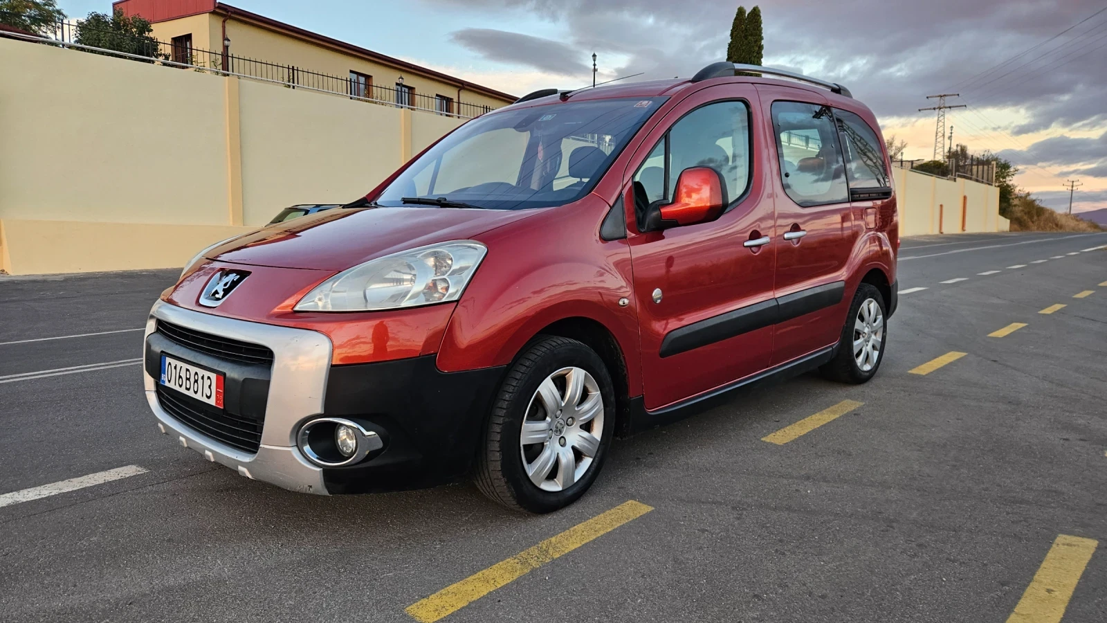 Peugeot Partner 1.6 HDI, снимка 2 - Автомобили и джипове - 56618537