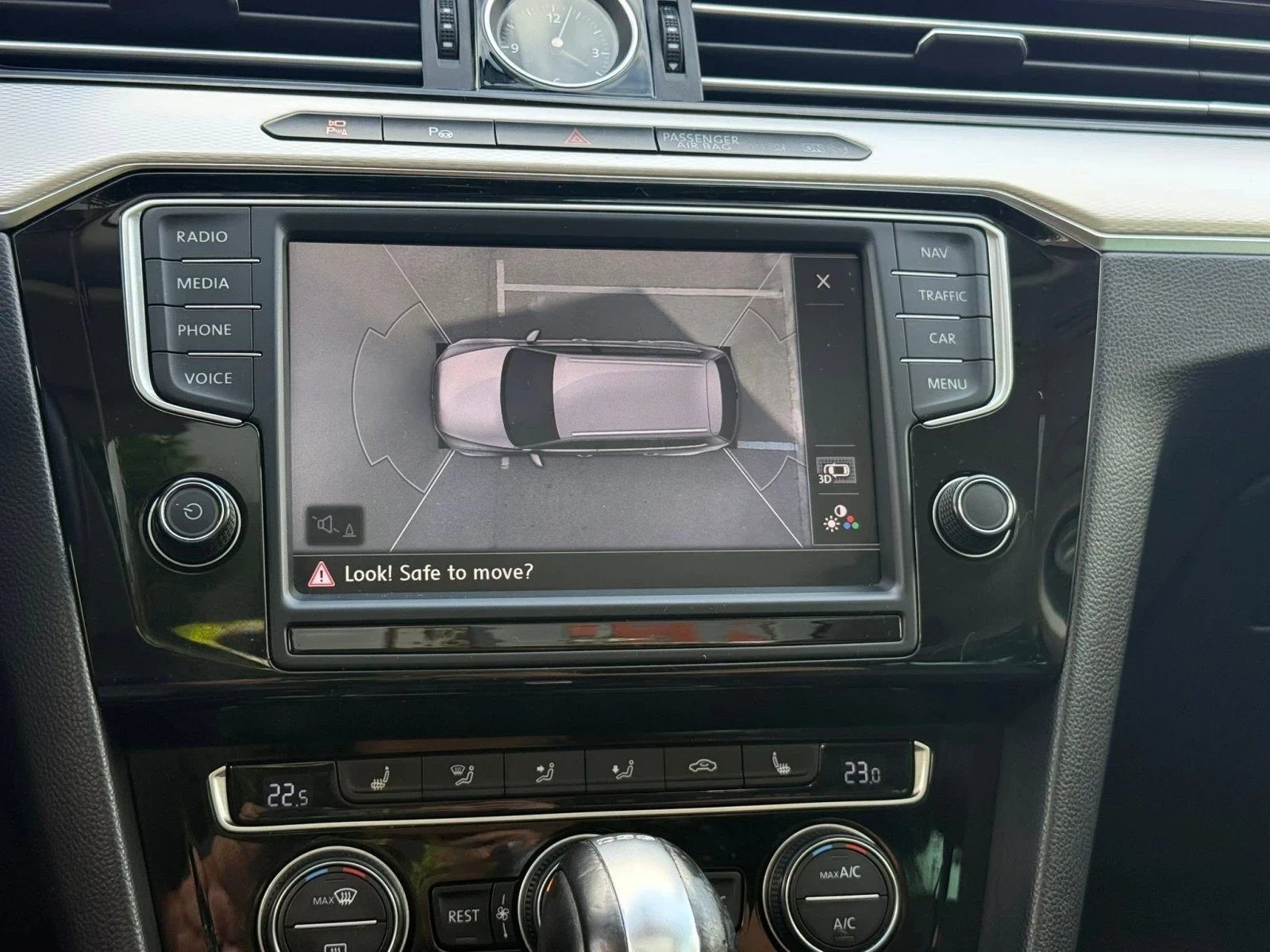 VW Passat 2.0 TSI CH 4x4, снимка 14 - Автомобили и джипове - 56651921