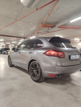 ����� �� �������� �� Porsche Cayenne