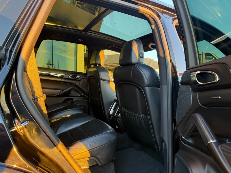 Porsche Cayenne S V8 Carbon/Ceramic, снимка 12 - Автомобили и джипове - 52431777