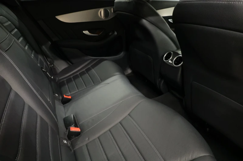 Mercedes-Benz GLC 43 AMG 4-MATIC Burmester  Surround-Soundsystem, снимка 17 - Автомобили и джипове - 52664881