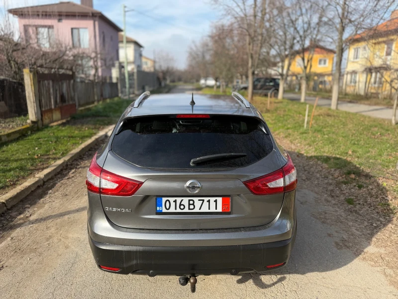 Nissan Qashqai 1.6 DCI Tekna, снимка 6 - Автомобили и джипове - 52814210