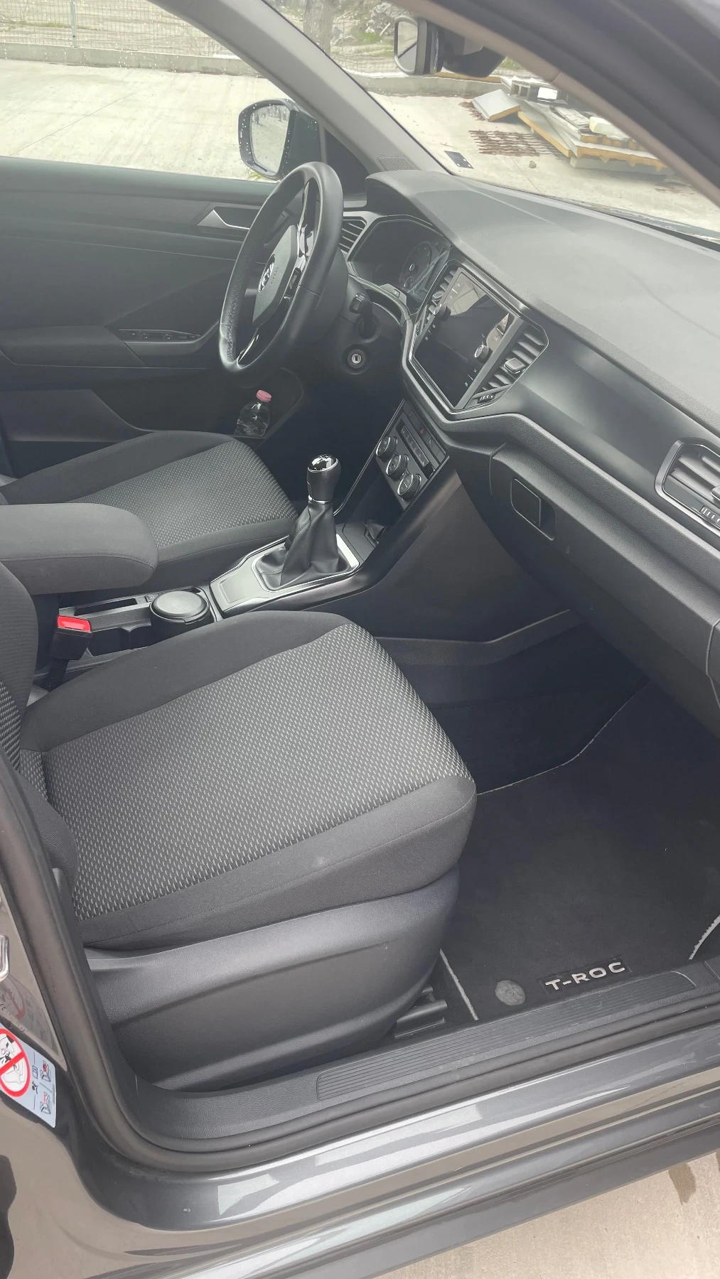 VW T-Roc  - изображение 6