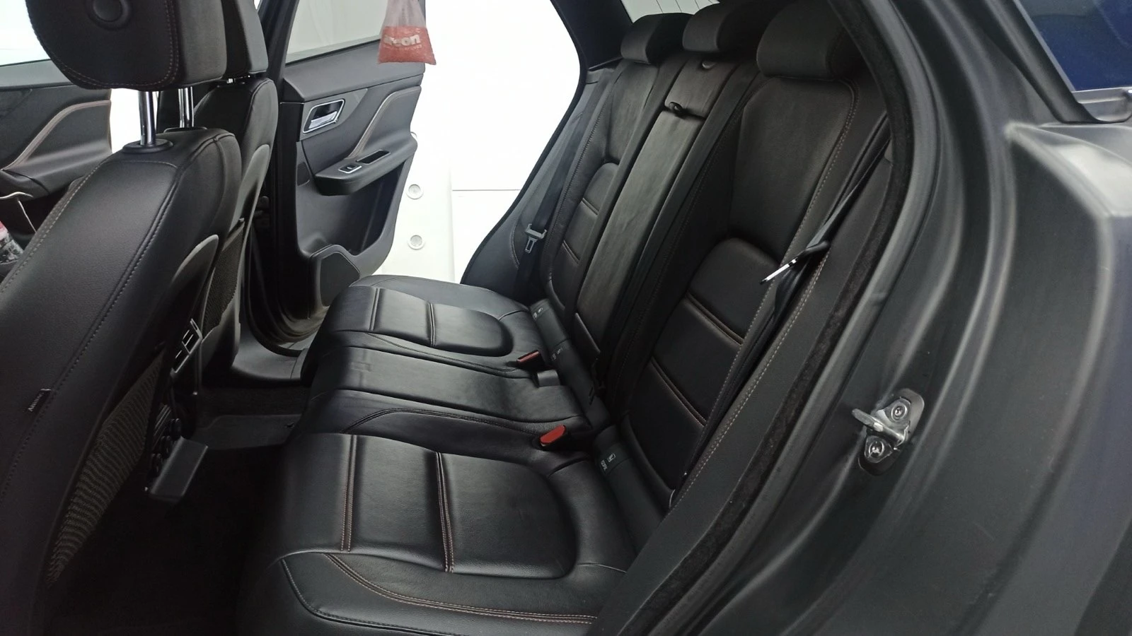 Jaguar F-PACE  - изображение 10