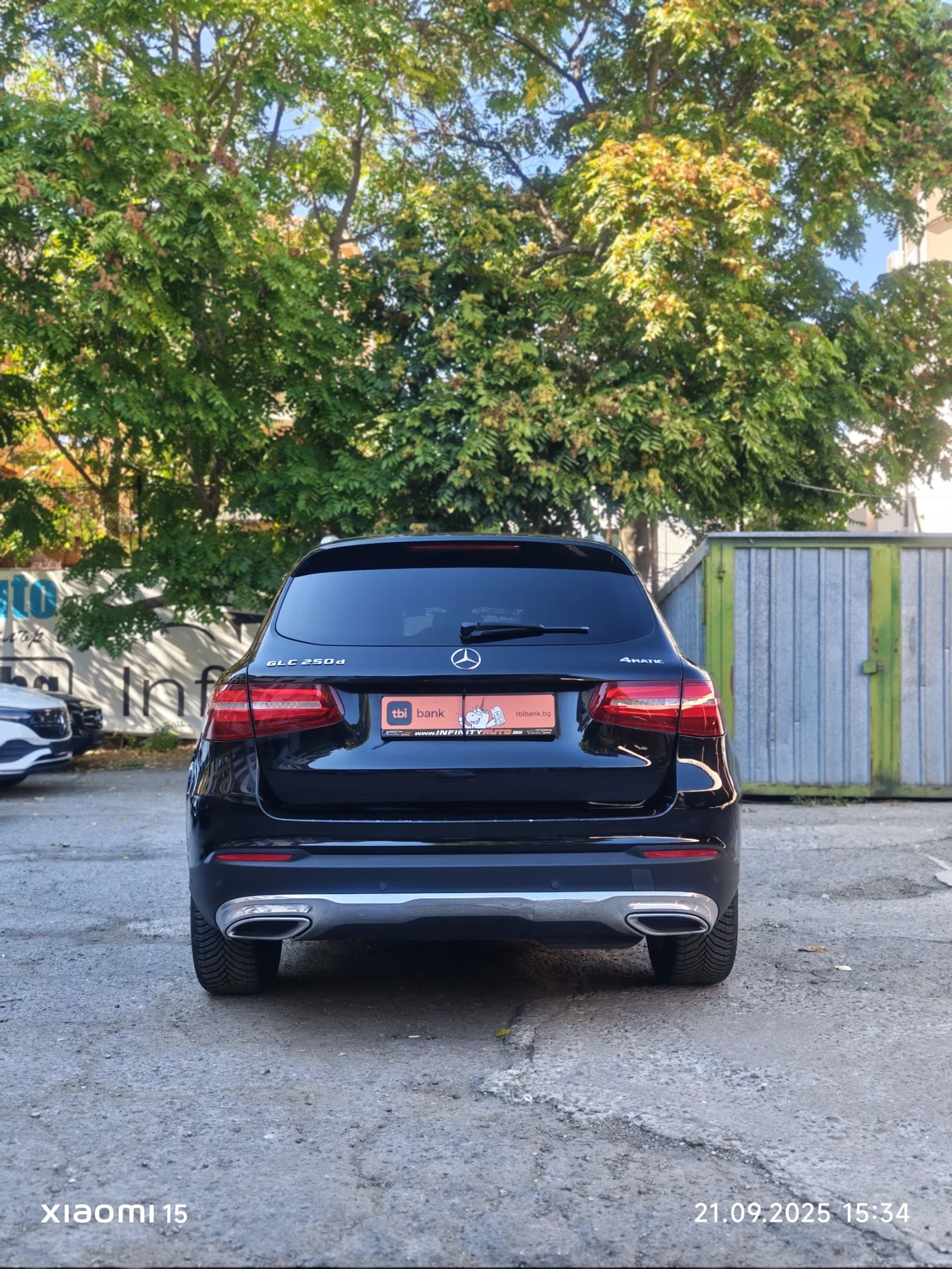 Mercedes-Benz GLC 250 AMG, 4 MATIC, ДИСТРОНИК, АМБИЕНТ, КАМЕРА!  - изображение 3