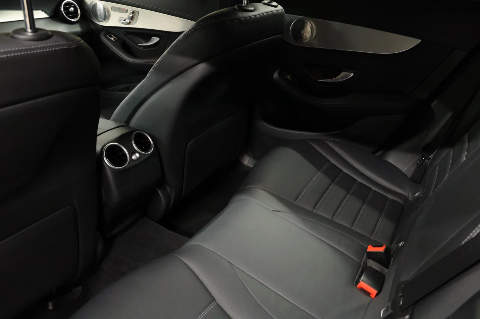 Mercedes-Benz GLC 43 AMG 4-MATIC Burmester  Surround-Soundsystem | Mobile.bg   15