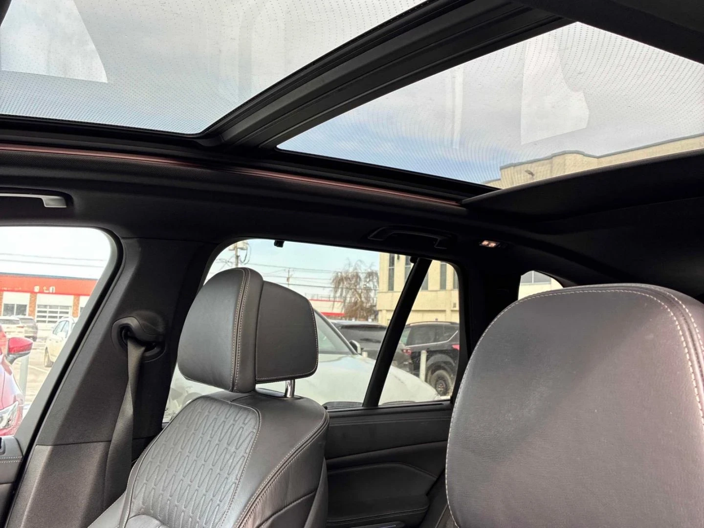 BMW X5 M-pkg* Harman/Kardon* Подгрев* Обдух* Distronic* 3, снимка 11 - Автомобили и джипове - 53746698