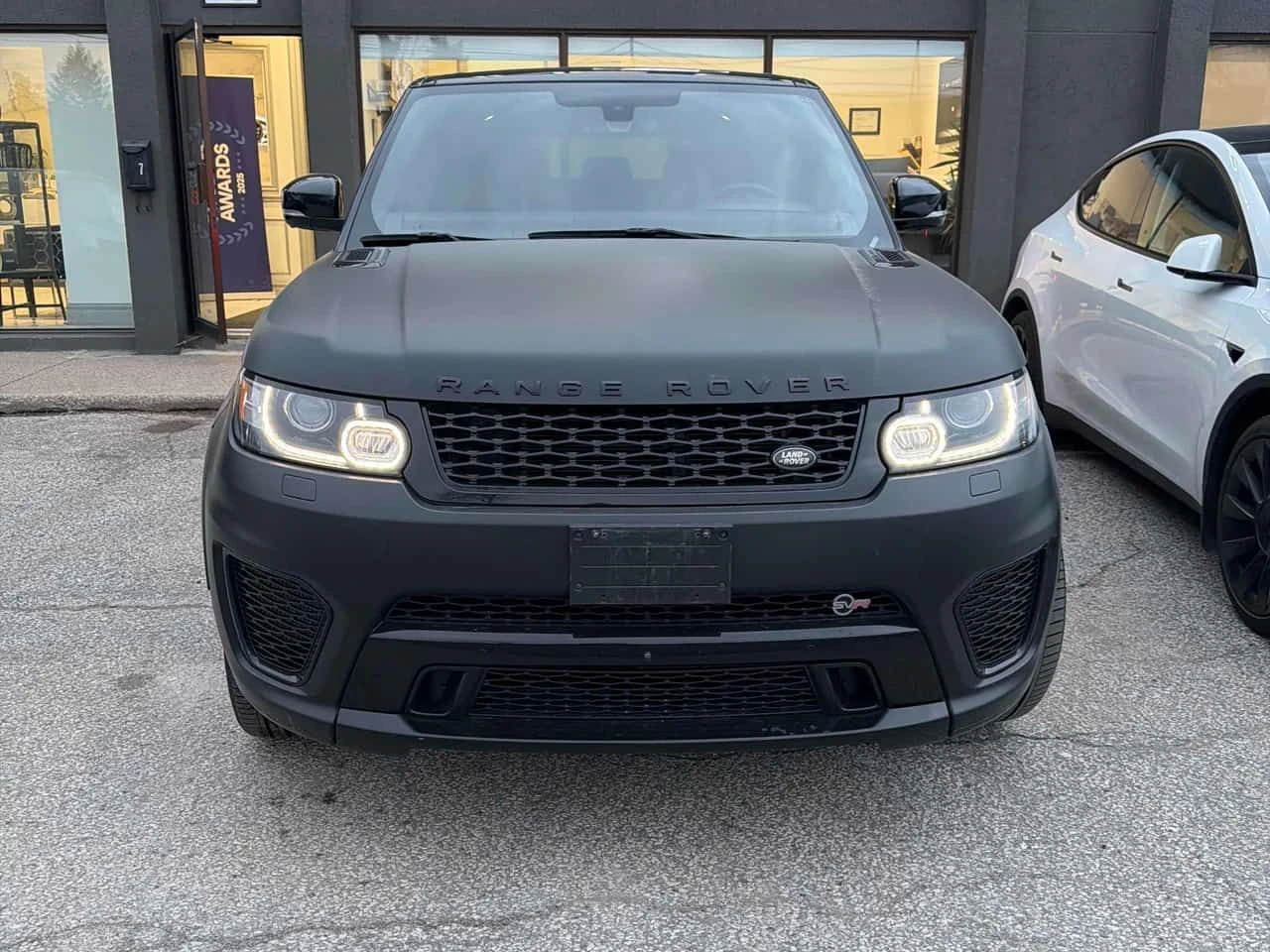 Land Rover Range Rover Sport * V8 Supercharged * CARFAX * MERIDIAN * ПАНОРАМА *, снимка 6 - Автомобили и джипове - 54147274