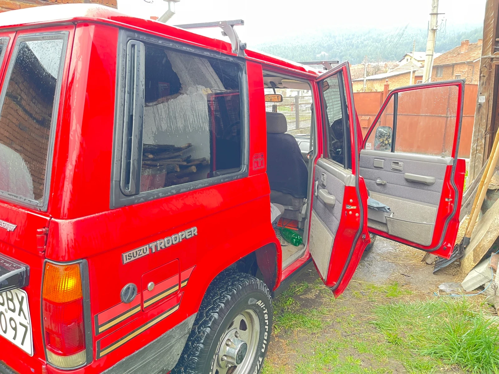 Isuzu Trooper, снимка 6 - Автомобили и джипове - 54175446