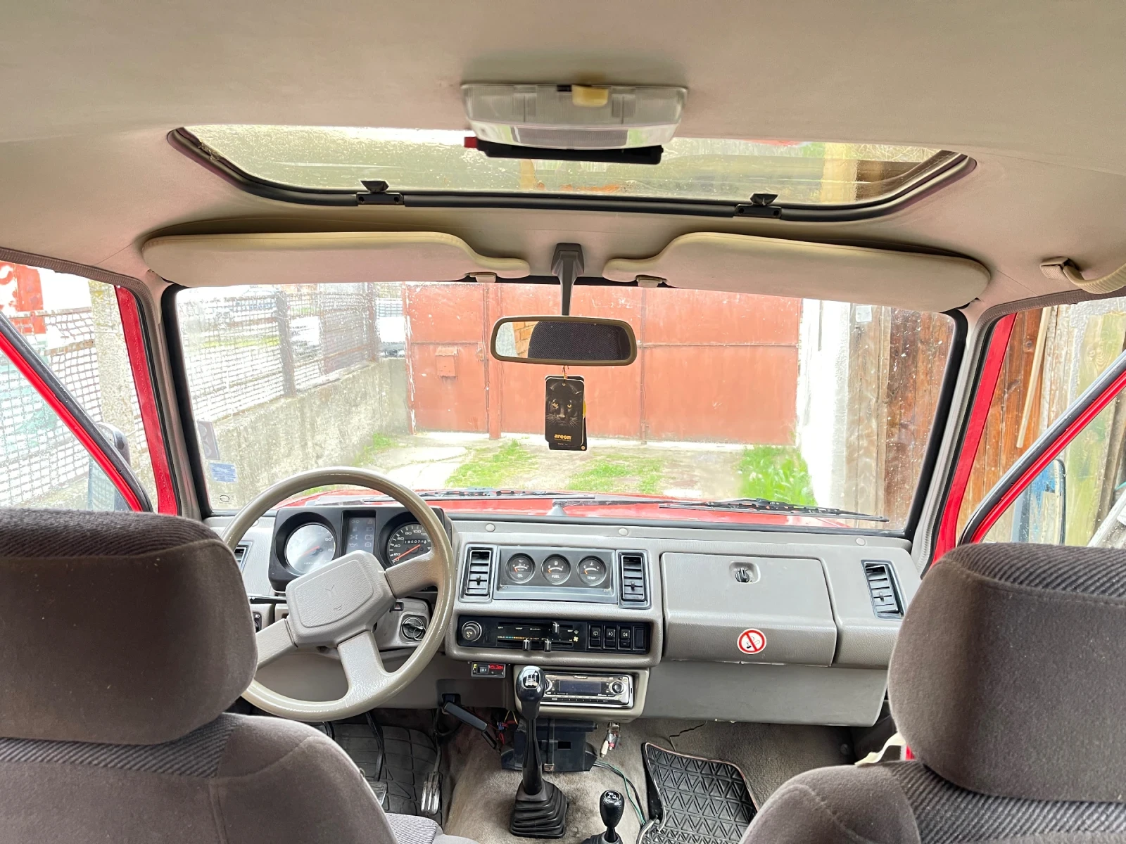 Isuzu Trooper, снимка 12 - Автомобили и джипове - 54175446