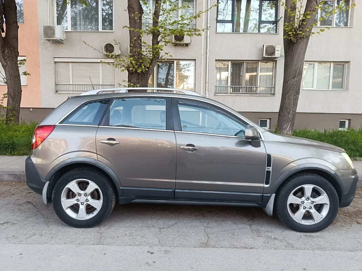 Opel Antara, снимка 3 - Автомобили и джипове - 54305344