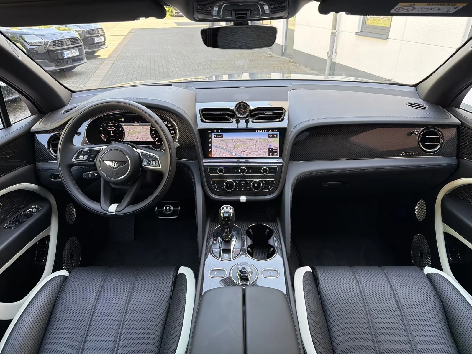 Bentley Bentayga SPEED KERAMIK FULL-CARBON AKRAPOVIC TV NAIM , снимка 7 - Автомобили и джипове - 55125703